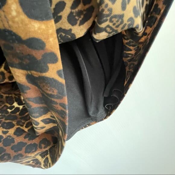 David Meister leopard party dress ruched at the side asymmetrical neckline sz 6 - Picture 7 of 9
